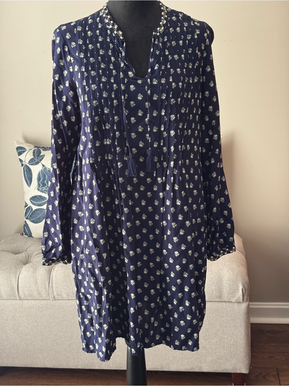 Old Navy long-sleeve pintuck swing dress